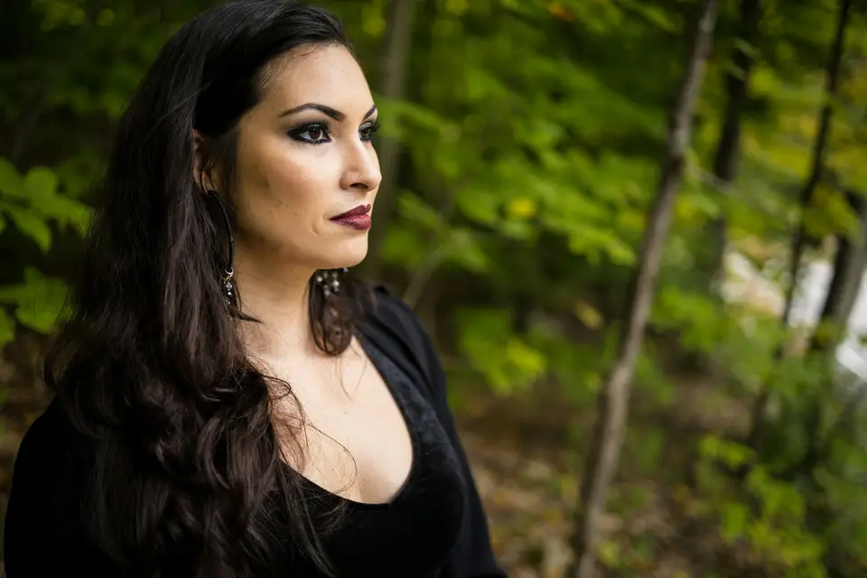 Headshots for digital nomads — Sabai Shots